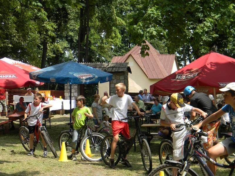 Odpust i zlot rowerowy Diecezji Sosnowieckiej na wzgórzu św. Piotra i Pawła