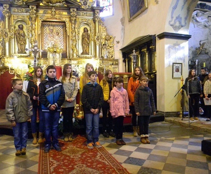 "Jan Paweł II – Papież Dialogu”.