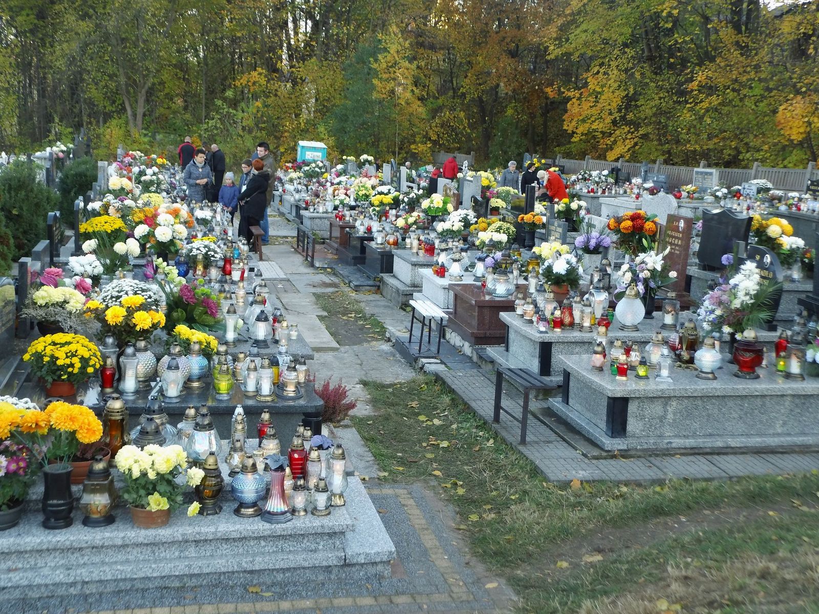 Uroczystość Wszystkich Świetych w Naszej Parafii