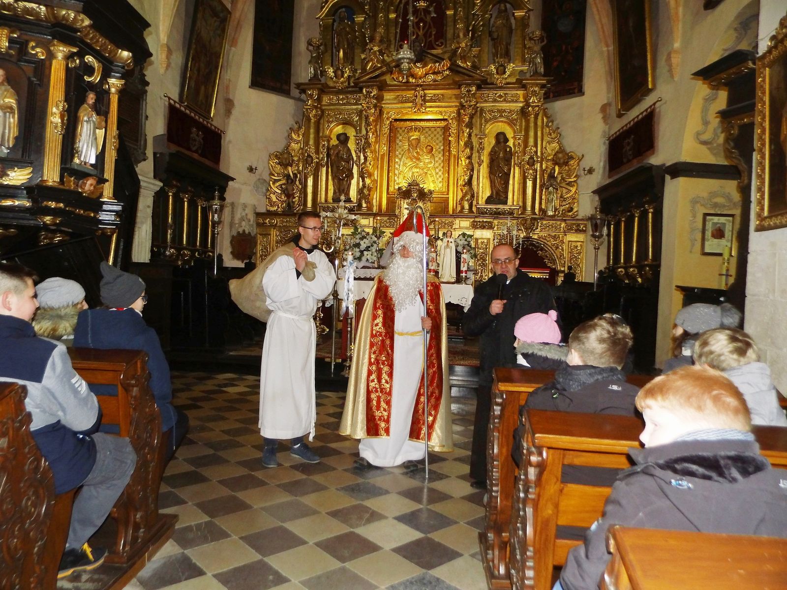 Św. Mikołaj odwiedził Naszą Kolegiatę