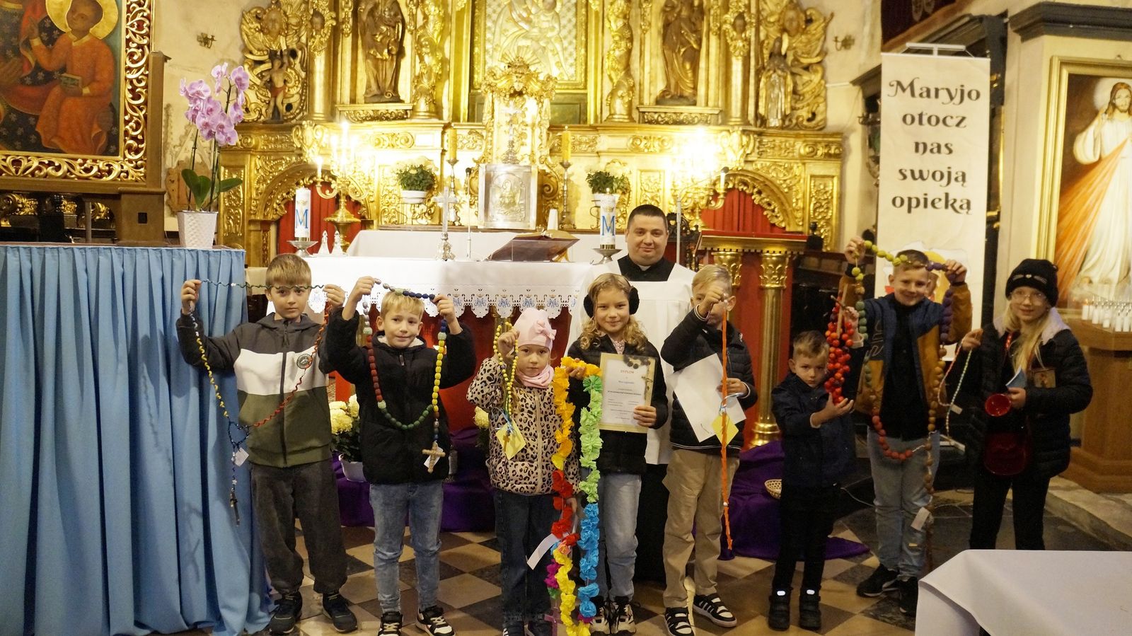 Konkurs na własnoręcznie wykonany różaniec